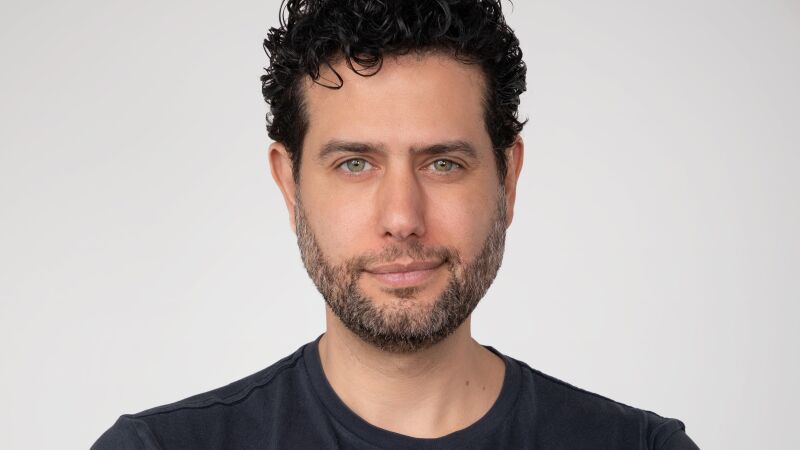 Entrevista exclusiva com o ator Velson D'Souza que se prepara para fazer 