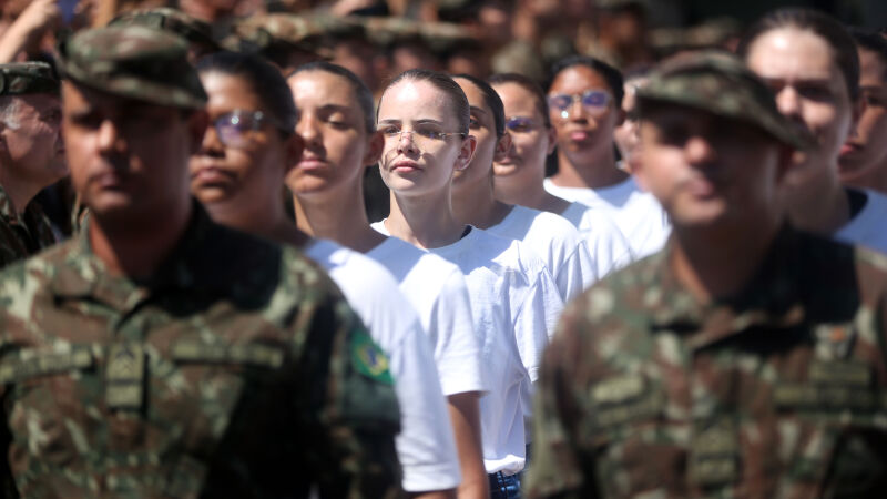 2ª turma de soldados mulheres do Exército Brasileiro será incorporada em março de 2027; alistamento vai até 30 de junho