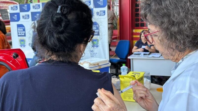 Drive-thru da vacinação contra Influenza segue em funcionamento até 24 de maio em Campo Grande