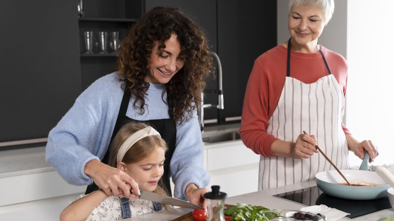 Se cozinhar é uma das paixões das mães de sua família, vale a pena experienciar esse momento em comunhão