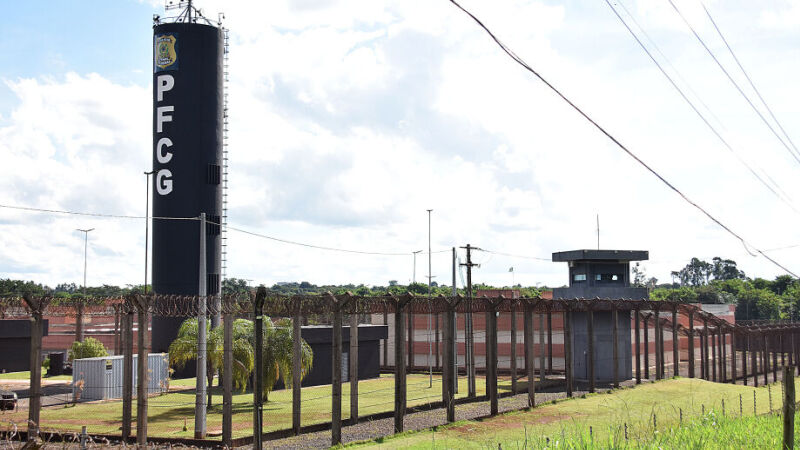 Investigações aponta que Marcinho VP, que está detido há 28 anos, continua na chefia de facção criminosa baseada no Rio de Janeiro