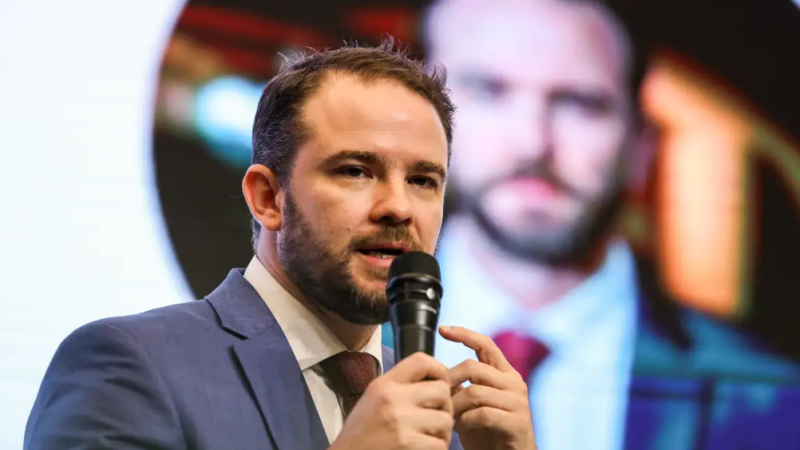 Ministro Dario Durigan 