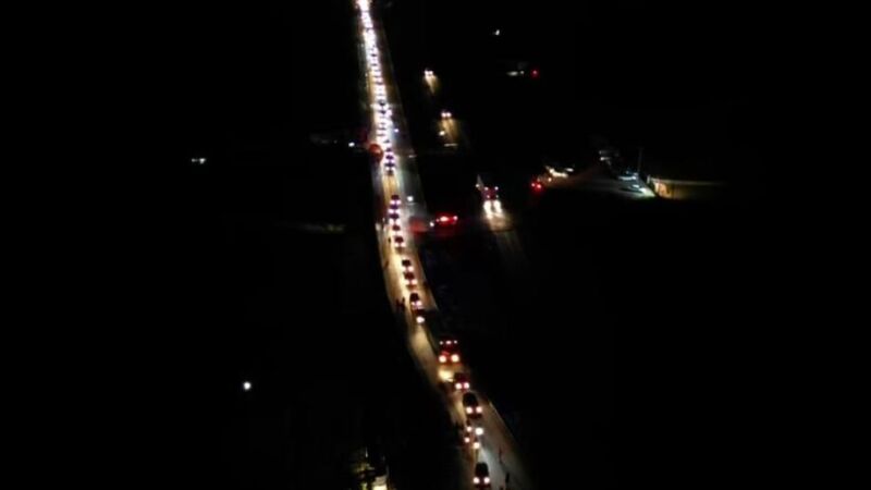 Congestionamento na BR-262 no dia do show da banda americana 