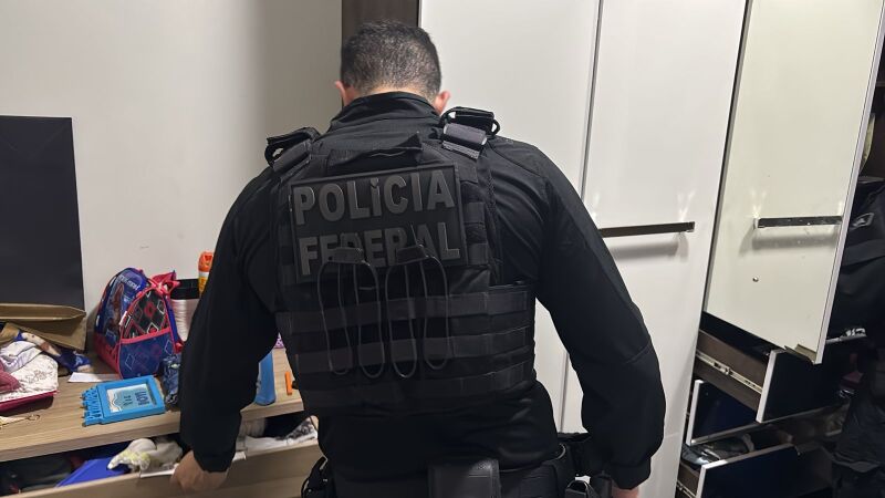A ofensiva da PF teve como ponto de partida a apreensão de 551,9 kg de cocaína em dezembro de 2024, na cidade de Ponta Porã