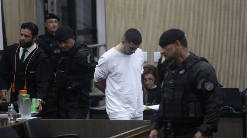  João Augusto Borges é julgado nesta quarta-feira (27), em Campo Grande, pelo assassinato da companheira Vanessa Eugênia Medeiros e da filha do casal, Sophie, de 10 meses