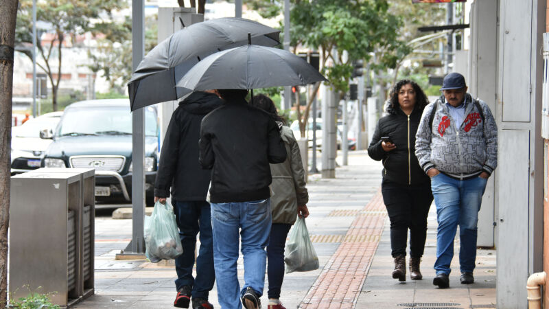 Fim de semana será de chuvas, antecedendo o frio intenso