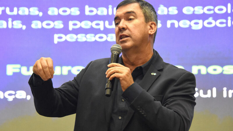 Riedel disse que não irá entrar em discussão com Catan