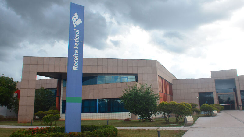 Declarações atrasadas já podem ser encaminhadas à Receita Federal desde segunda-feira (1)