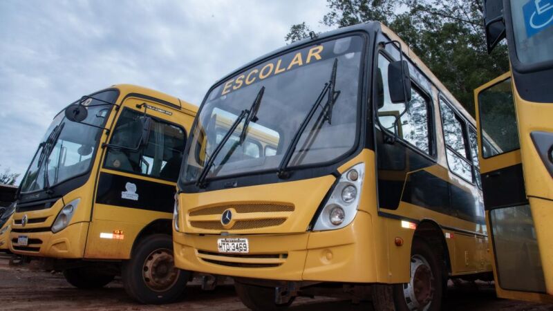 Ministério Público questiona aumento de mais de 160% nos recursos destinados ao transporte universitário em Nova Alvorada do Sul