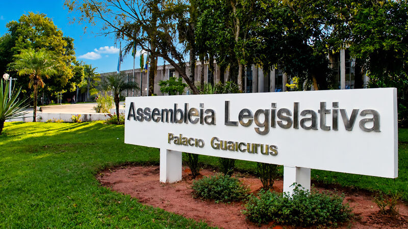 Fachada do prédio da Assembleia Legislativa de Mato Grosso do Sul (Alems), em Campo Grande