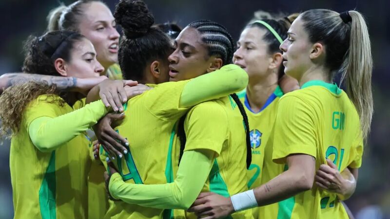Copa do Mundo feminina de futebol será em 2027