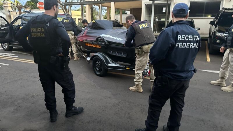 Durante a operação foi apreendido até um jet ski de um investigado