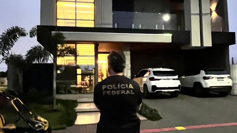 Marcel Martins Silva foi preso em sua mansão, localizada em  um condomínio de luxo no município de Dourados, em 2024