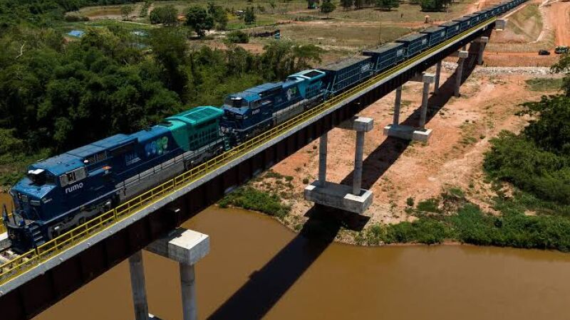Investimento no novo traçado da ferrovia superou os R$ 5 bilhões. Previsão é construir mais 700 km em Mato Grosso