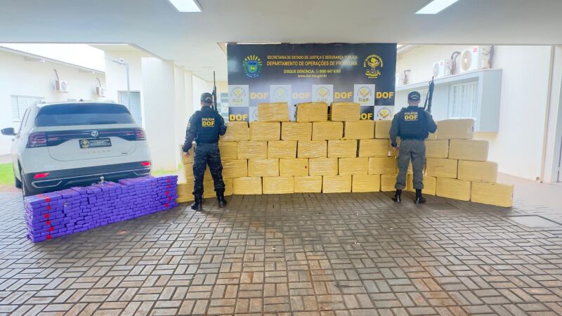 VW T-Cross com registro de furto é recuperado com 1.292 quilos de maconha