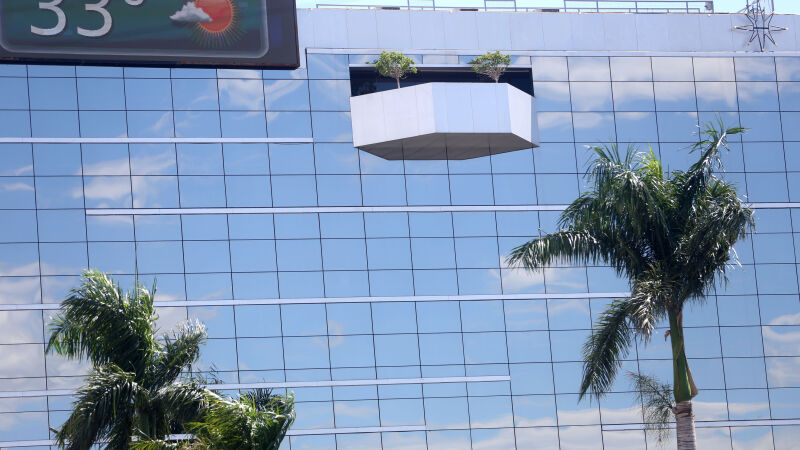 Após o temporal registrado nesta semana, o sol volta a predominar em Campo Grande, mas a baixa umidade e o calor exigem atenção da população