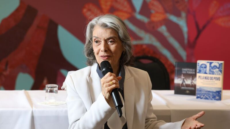 Ministra Carmen Lúcia