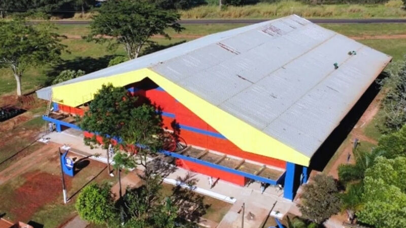 Ginásio Municipal de Ivinhema tem oito meses para regularizar situação de insalubridade