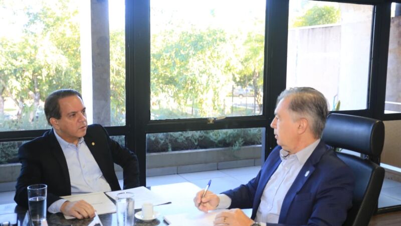 O deputo estadual Coronel David (PL) reunido com o secretário estadual de Justiça e Segurança Pública, Antonio Carlos Videira