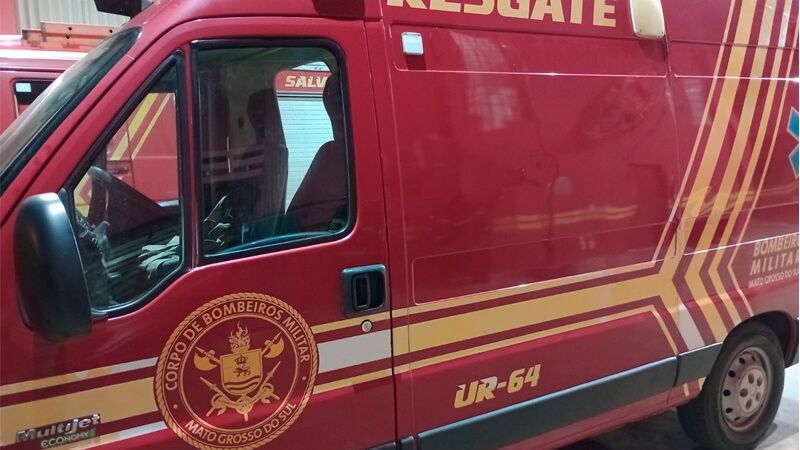 Bombeiros chegaram a prestar socorro à vítima 