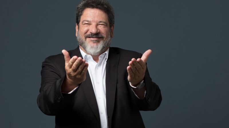 Em sua palestra, Cortella propõe uma reflexão sobre propósito, ética, aprendizado contínuo, liderança e desenvolvimento humano