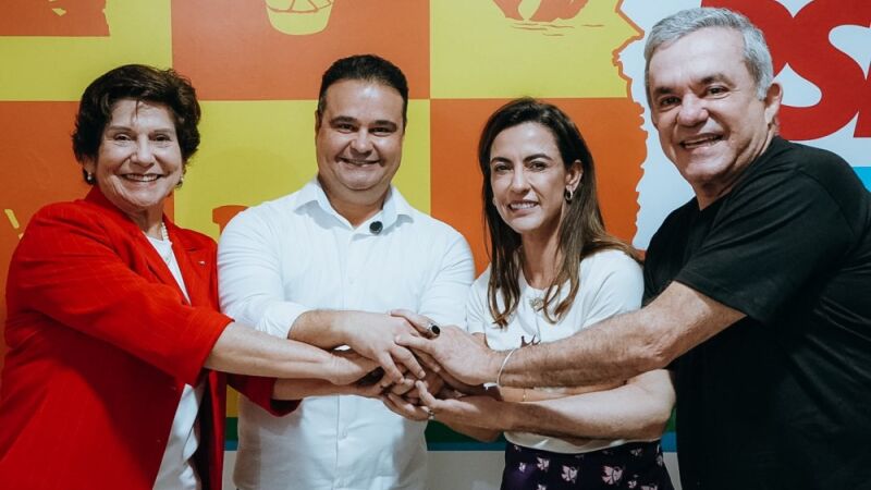 Fábio Trad durante articulação política que reuniu lideranças da aliança formada para a disputa das eleições de 2026 em Mato Grosso do Sul.