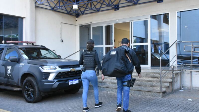 Investigação apura crimes contra a administração pública