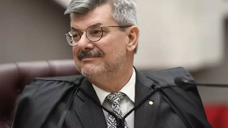 Ministro Marco Buzzi