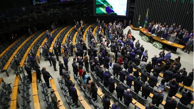 A manifestação dos partidos políticos foi determinada pelo ministro Flávio Dino, no dia 15
