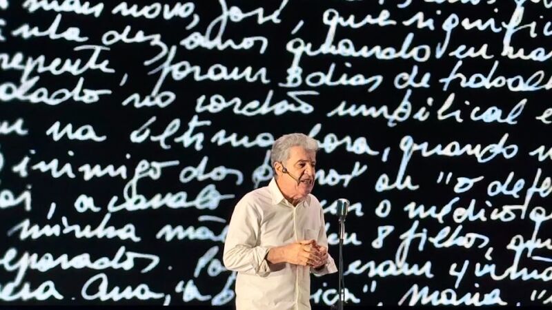 Monólogo autoral de Paulo Betti foi montado a partir de notas tomadas ao longo de sua vida