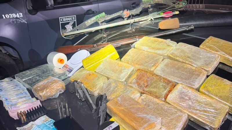 Questionado pelos agentes, o indivíduo teria confessado 
