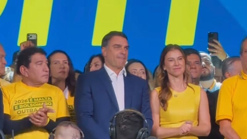 PL lança candidatura de Flávio Bolsonaro neste sábado, em convenção no Estádio do Pacaembu, em São Paulo