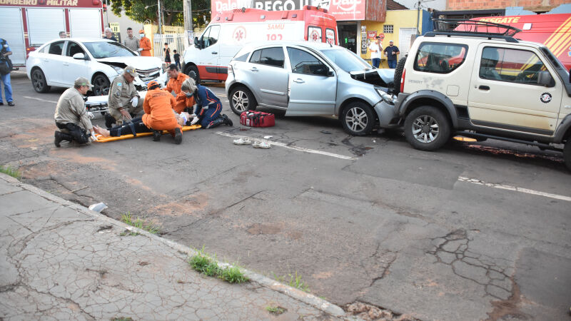 Acidente aconteceu na Avenida Mascarenhas de Morais