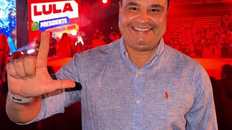 Fábio Trad participou de convenção nacional que oficializou candidatura de Lula à reeleição