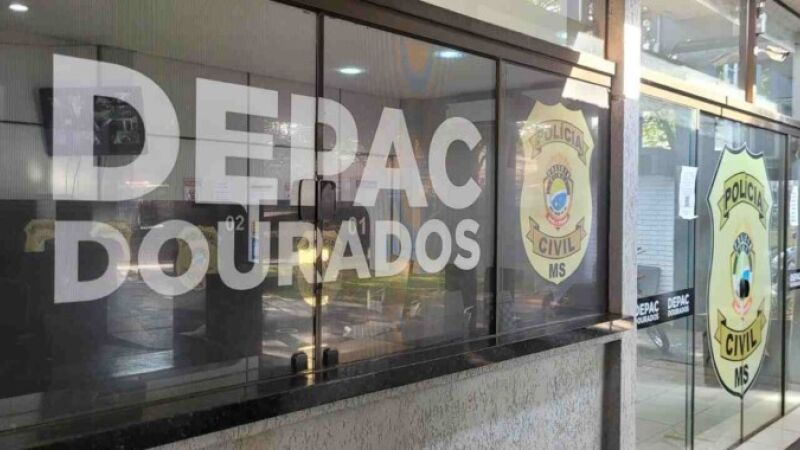 Caso foi registrado na Depac de Dourados após vítima transferir R$ 250 mil via Pix para golpista que se passou por advogado.