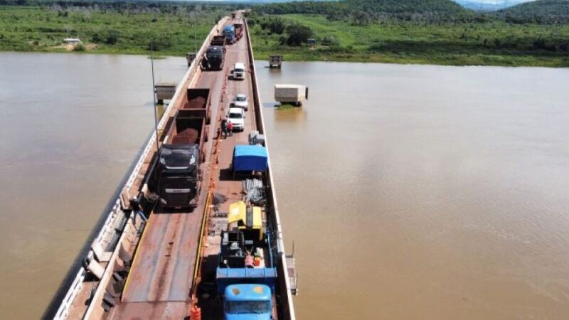 Obras que estão provocando interdições parciais e totais da ponte começaram no dia 12 de junho na BR-262