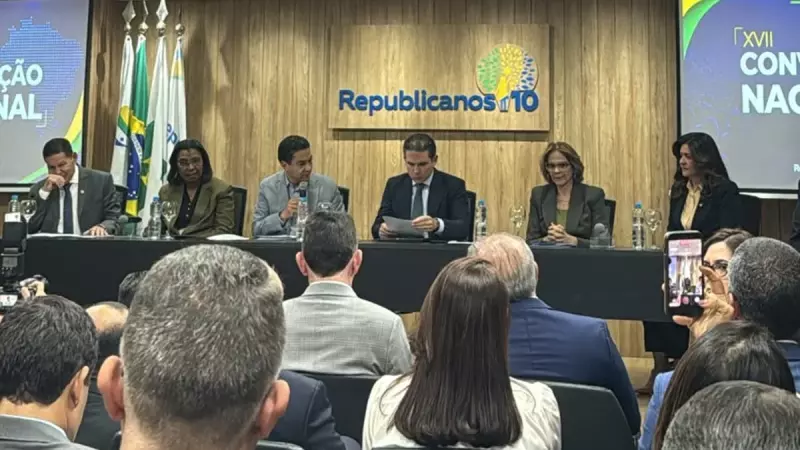 Na convenção desta terça-feira, 17 diretórios estaduais votaram pela neutralidade na disputa pela presidência da República
