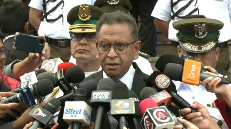 O ministro do Governo da Bolívia, Marco Oviedo, anunciou a instalação de um escritório permanente da Polícia Federal brasileira no país para ampliar a cooperação no combate ao crime organizado e ao narcotráfico na região de fronteira.