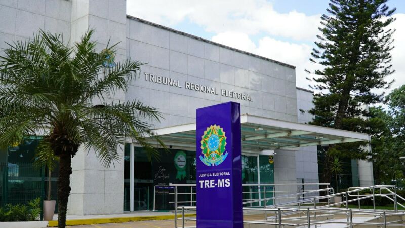 Sede do Tribunal Regional Eleitoral de Mato Grosso do Sul (TRE-MS), que aprovou com ressalvas as contas de 2024 do diretório estadual do PSB e determinou a devolução de R$ 818,63 ao Tesouro Nacional.