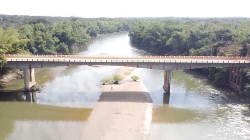 Ponte sobre o Rio Miranda, na MS-345, passa por recuperação estrutural e teve o custo da obra elevado para R$ 4,06 milhões.