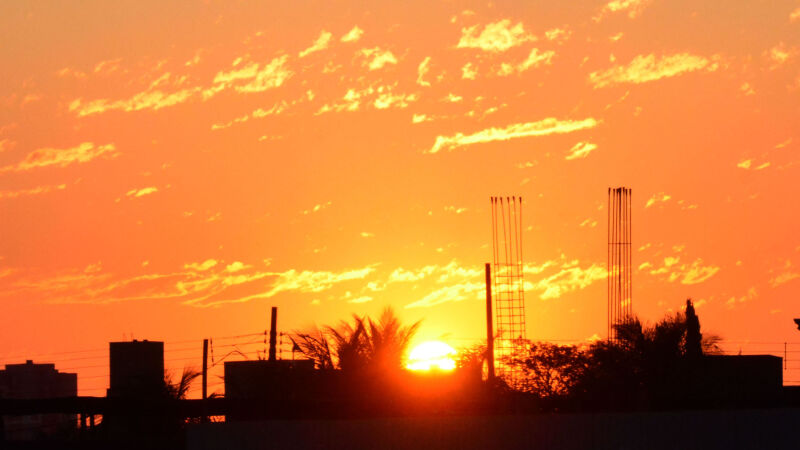 Sol 'de rachar' em Campo Grande