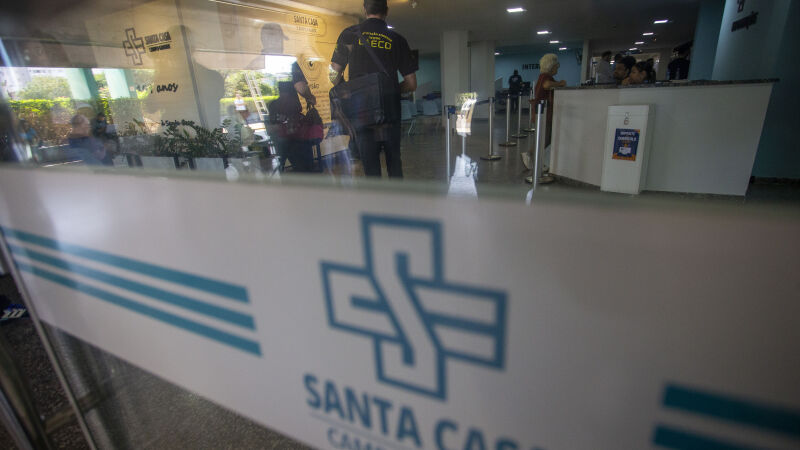 Na semana passada, agentes do Gaeco e do Gecoc foram até a Santa Casa para cumprir mandados de busca e apreensão e de prisão