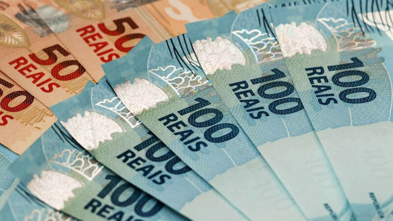 Notas de R$ 100 e R$ 50