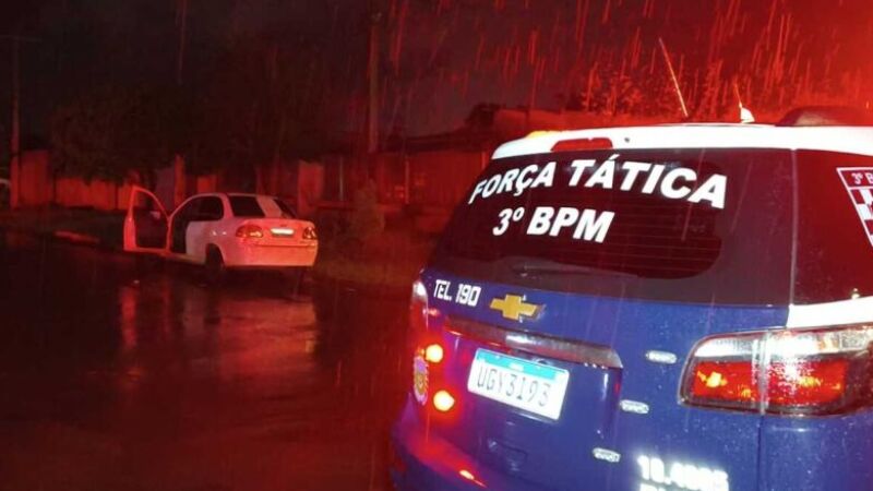 Caso mais recente de morte em confronto ocorreu em Dourados na noite desta sexta-feira. Homem morto havia furtado um Corsa