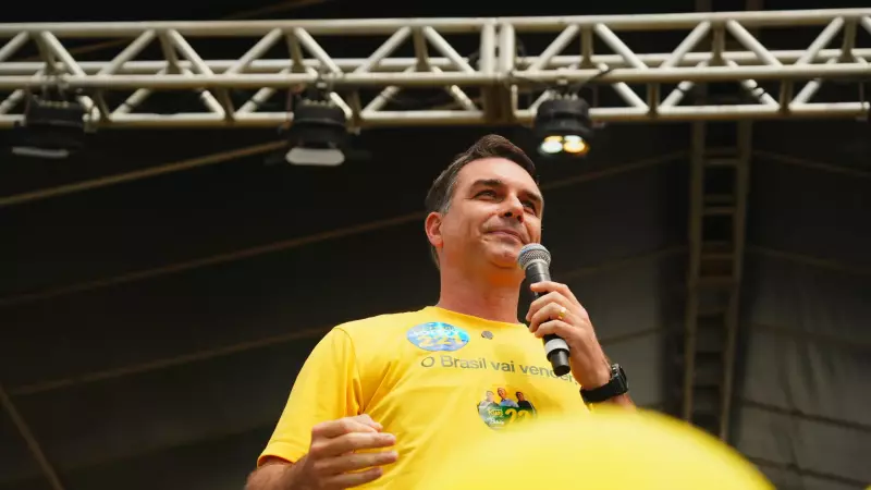 Flávio teria utilizado o apartamento durante sua passagem por São Paulo, no começo de agosto. Ele nega a informação