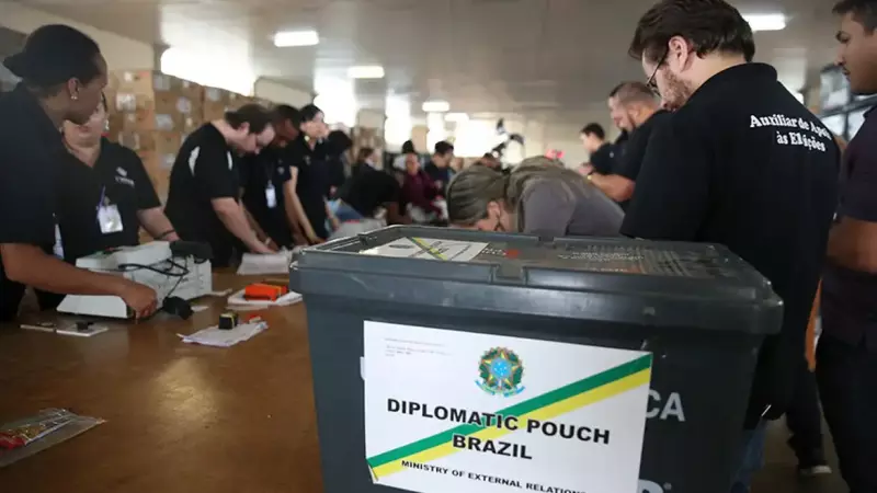O número de brasileiros aptos a votar fora do país vem crescendo ano a ano