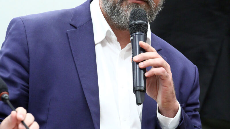 O deputado federal Marcos Pollon acionou o jornal na Justiça