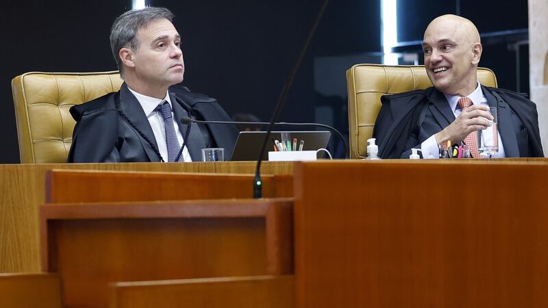 Alexandre de Moraes pediu para investigar o coleda André Mensonça um dia após divulgação de mensagens mostrando elo com Daniel Vorcaro