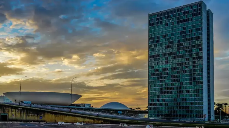 Situação desistiu da votação pelo fato de não ter certeza de que teria votos suficientes para a aprovação da medida
