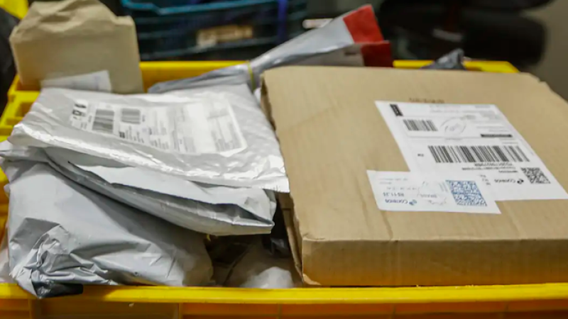 Medida libera Fazenda a zerar impostos de importação de compras de até US$ 50 e reduzir para 30% os de compras de até US$ 3 mil
